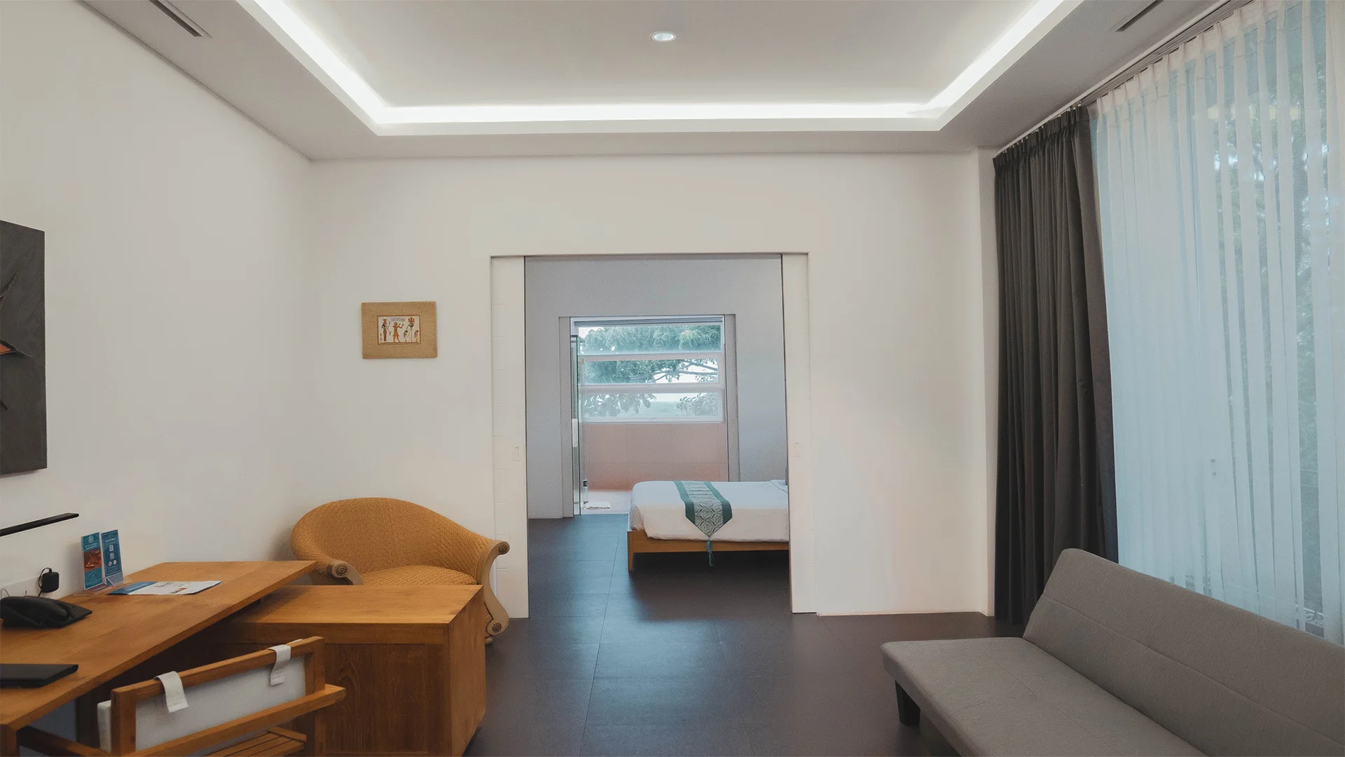 Image 2 of Executive Balcony