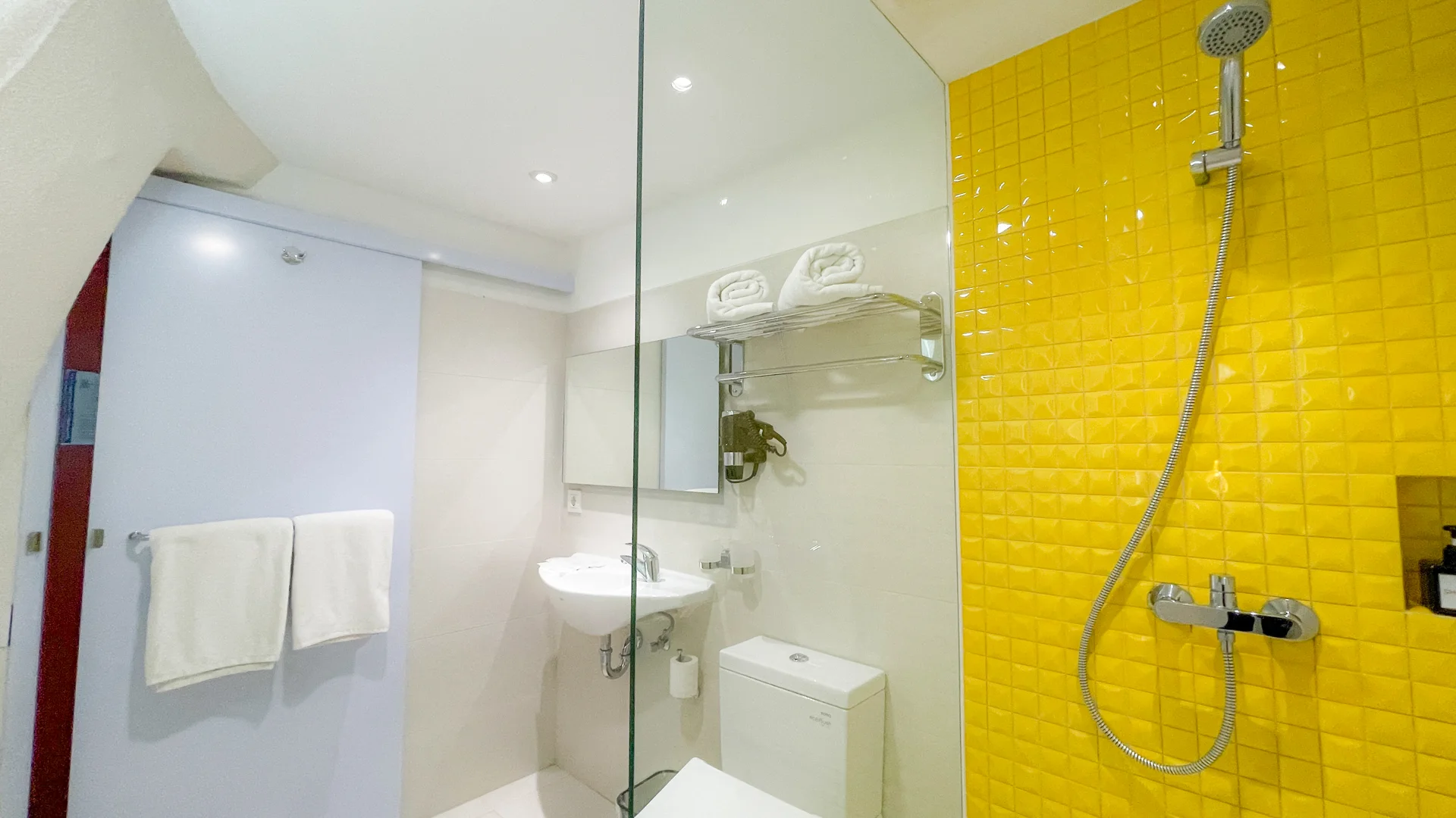 Image 3 of Glamping Family